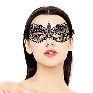 Lace Masquerade Face Mask- Black - New